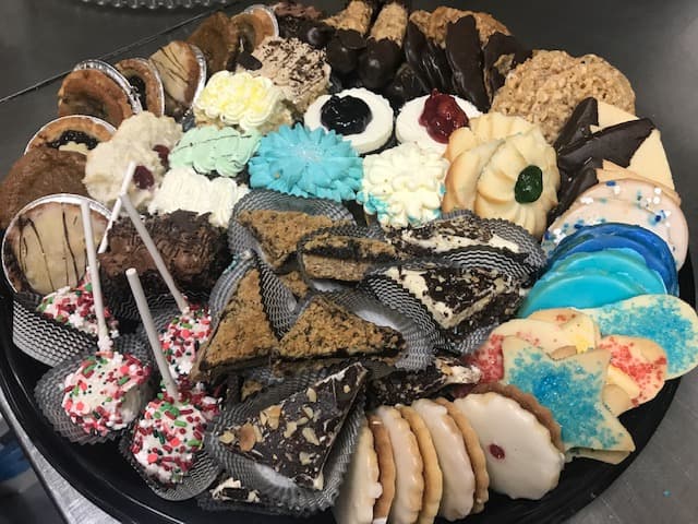 Large Christmas Platter 2021 (1)