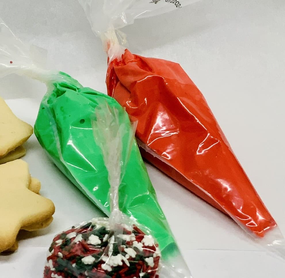 royal icing bags red green