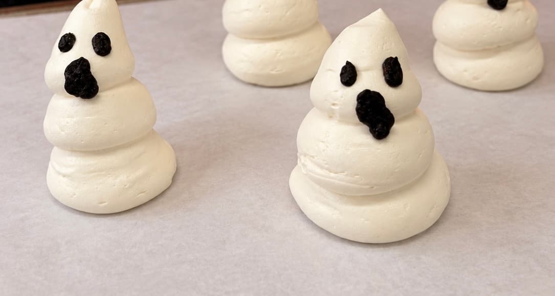 "Boo" Meringue
